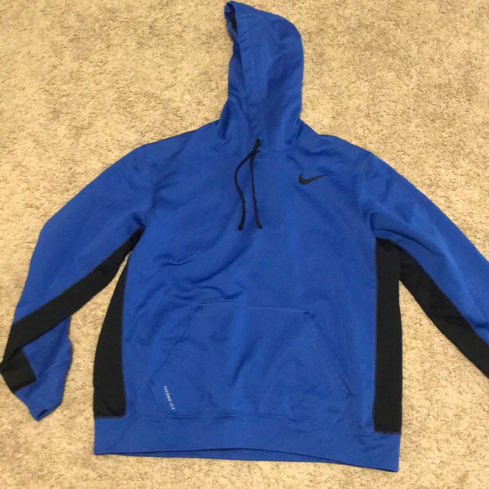 2 Nike Hoodies
